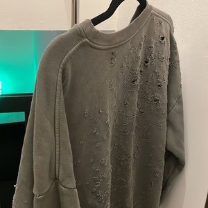 AMIRI DISTRESSED SWEATSHIRT - OLIVE GREEN
